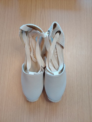 Viscata beige espadrilles - viscata,
