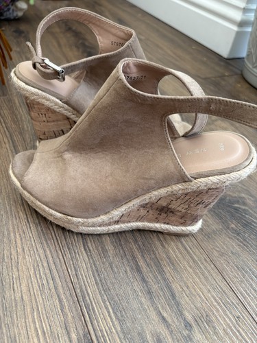 Beige suede espadrille wedge - beige,
