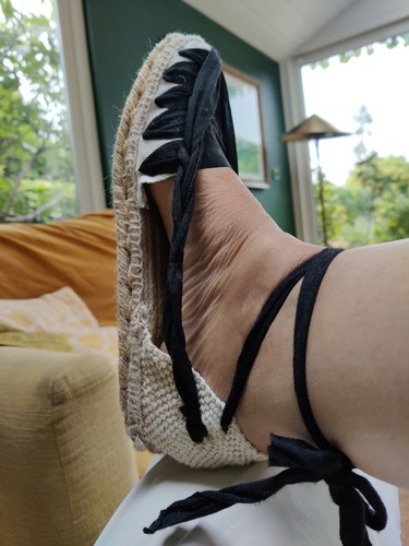 Flat folk style espadrilles - flat,