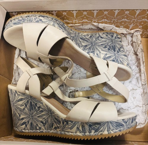 Clarks adesha river - river, white