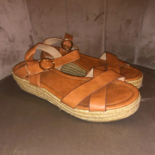 Women tan strappy wedge - women’s,