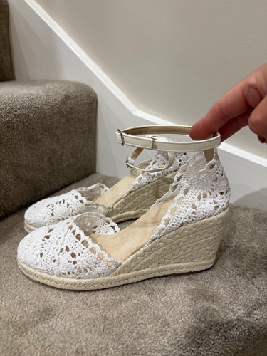 New white crochet lace - white,